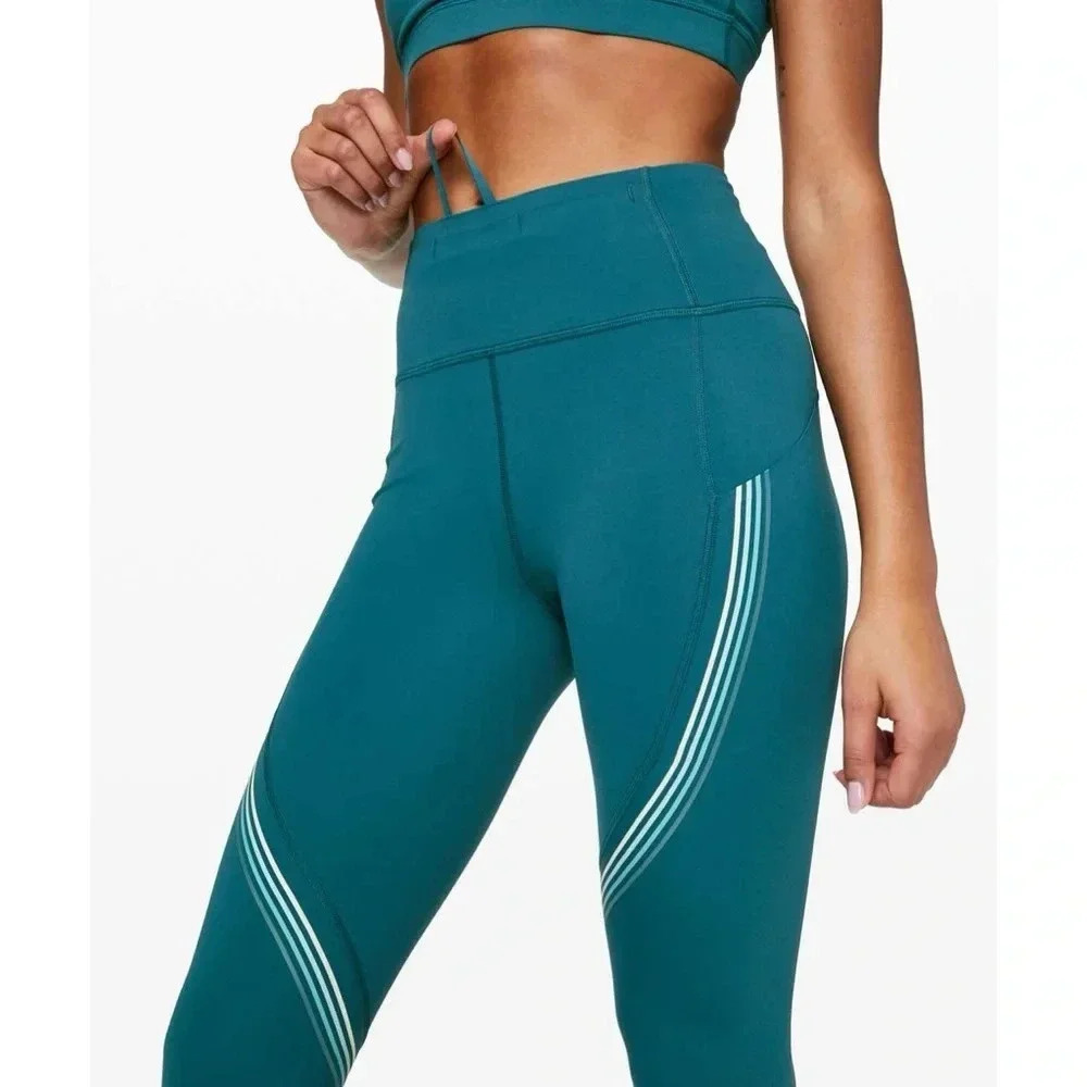 Lululemon Speed Limit Crop 23" Bermuda Teal Size 6 - Picture 4 of 9